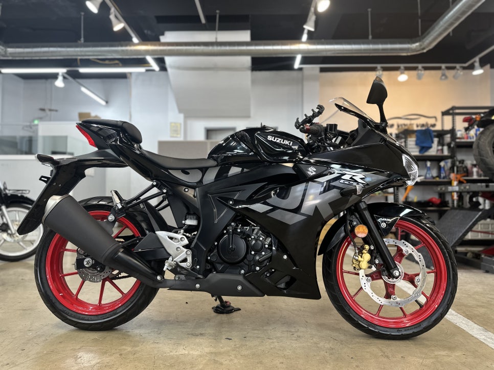 스즈키 GSX-R125 ABS 거래완료 차량