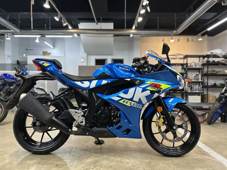 스즈키 GSX-R125 ABS 사진