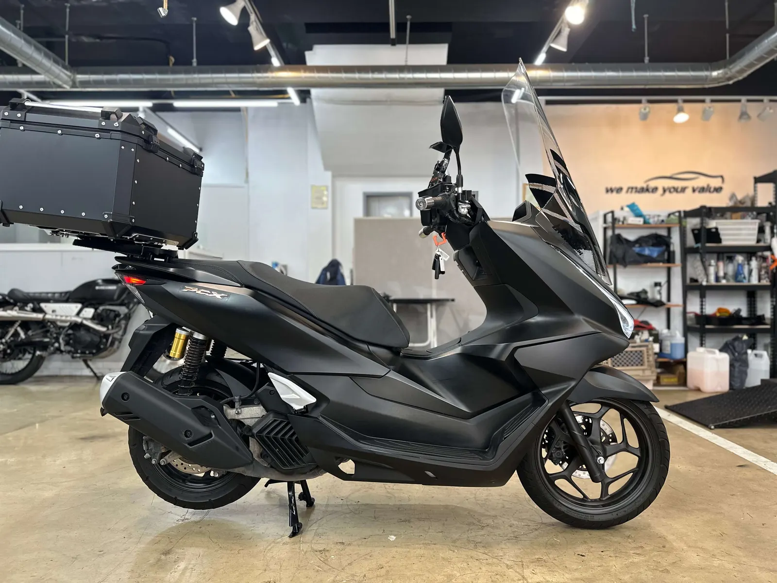혼다 PCX125 무광블랙 사진
