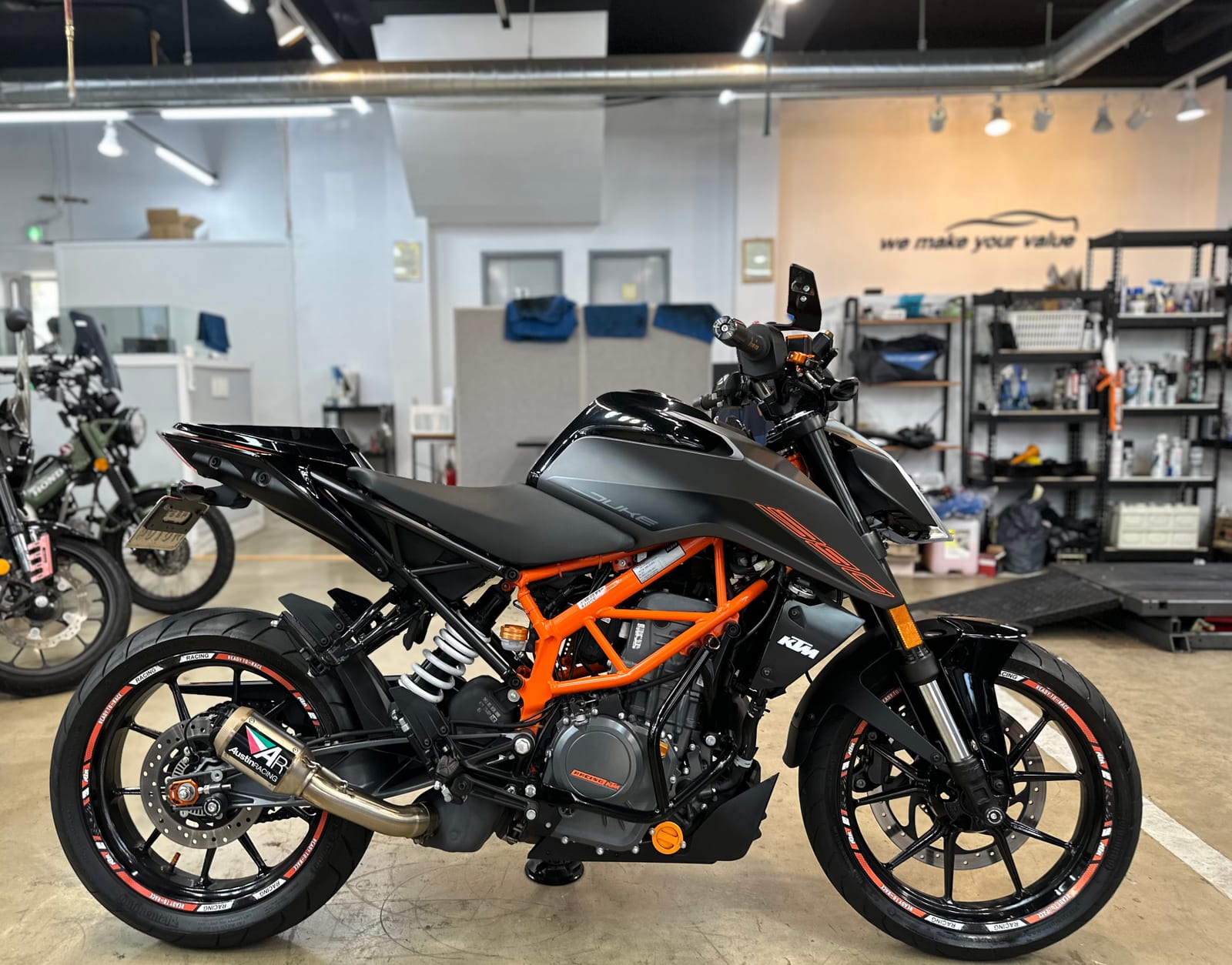 KTM 듀크390 거래완료 차량