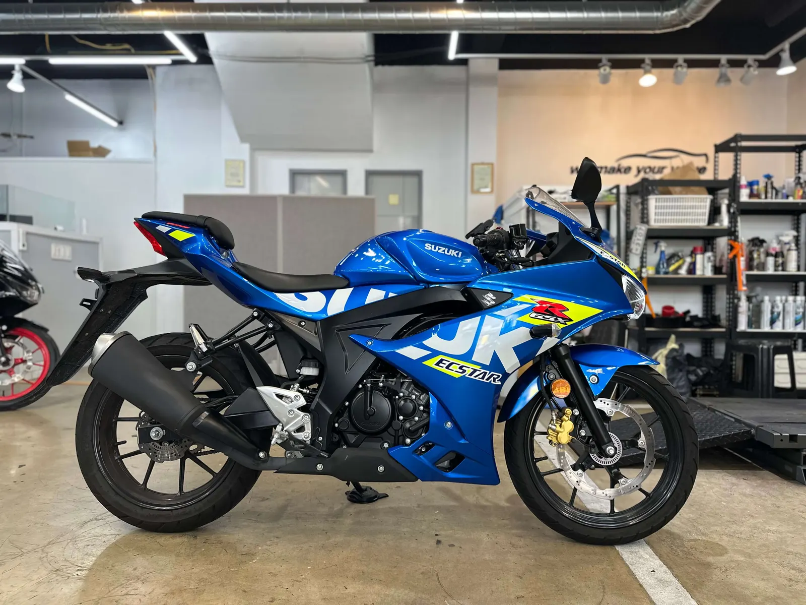 스즈키 GSX-R125 블루 사진
